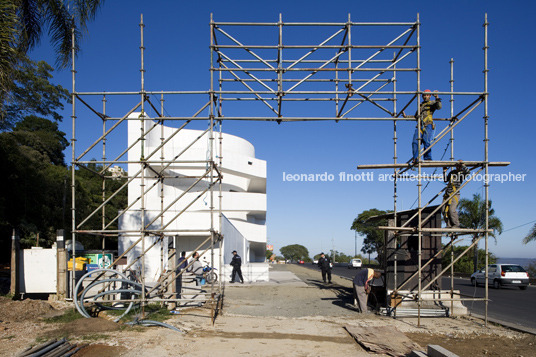 fundação iberê camargo alvaro siza