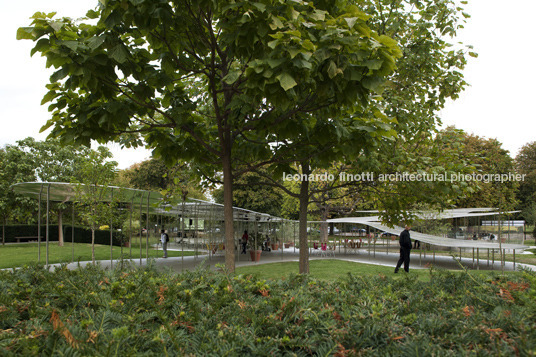 serpentine pavilion 2009 sanaa