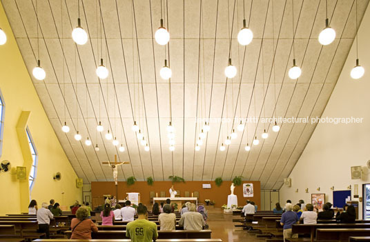 rainha da paz church oscar niemeyer