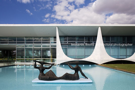 palácio da alvorada  oscar niemeyer