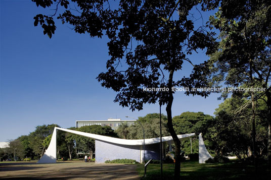 igreja nossa senhora de fátima oscar niemeyer