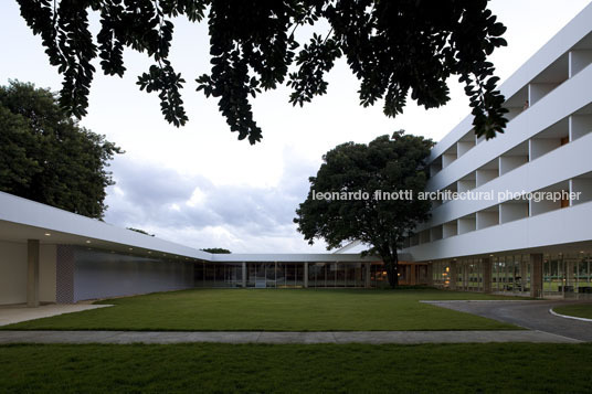 brasília palace hotel oscar niemeyer