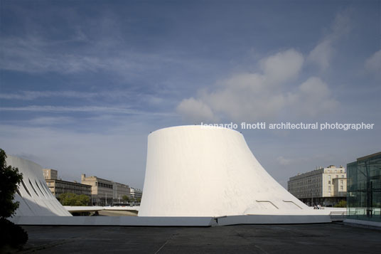 le volcan oscar niemeyer