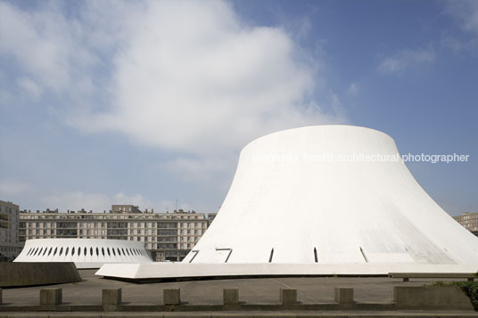 le volcan oscar niemeyer