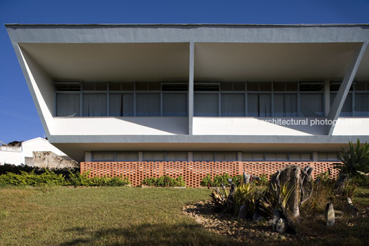 grupo escolar julia kubitschek oscar niemeyer