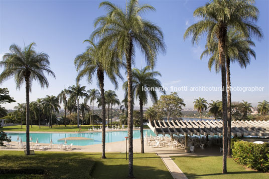 pampulha yacht club (pic) oscar niemeyer