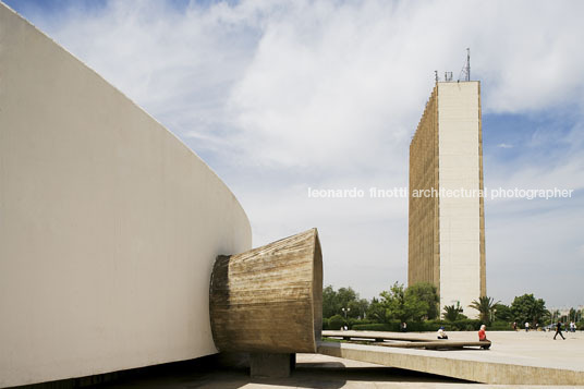 mentouri university oscar niemeyer