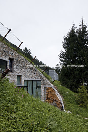 the therme vals peter zumthor