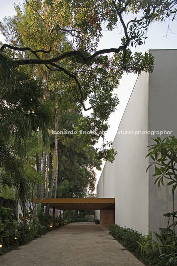 casa fasano isay weinfeld