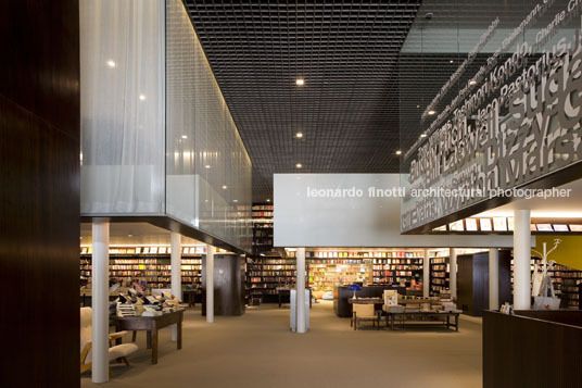 livraria da vila - cidade jardim isay weinfeld