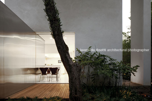 casa terra nova isay weinfeld