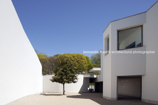 fundação serralves alvaro siza