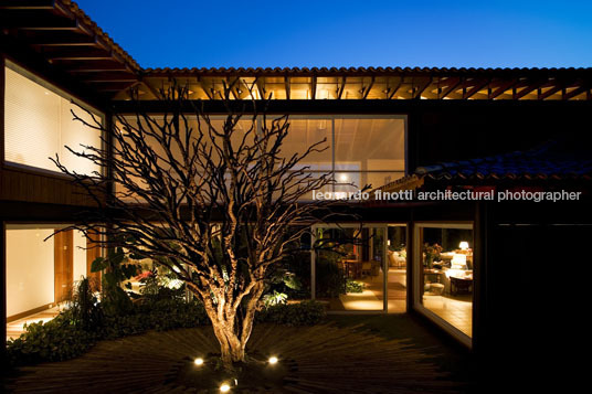 casa js bernardes+jacobsen