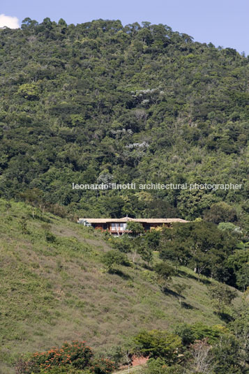 casa pc - fazenda prata bernardes+jacobsen