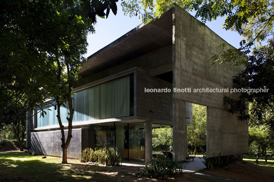 surubi house javier corvalan