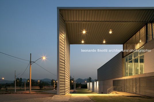 shooting center bcmf arquitetos