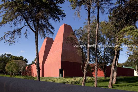 casa das histórias paula rego eduardo souto de moura