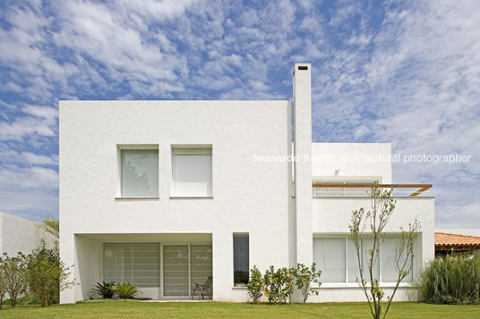 casa branca - quinta da baroneza reinach mendonça