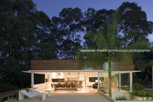 annex aloi residence ximenes leite