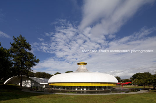 darcy ribeiro foundation at unb campus joão filgueiras lima (lelé)