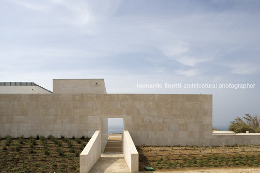 environmental interpretation center in ponta do sal cm cascais