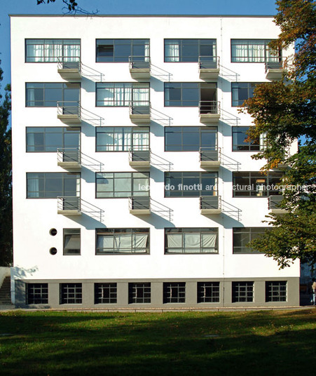 bauhaus walter gropius