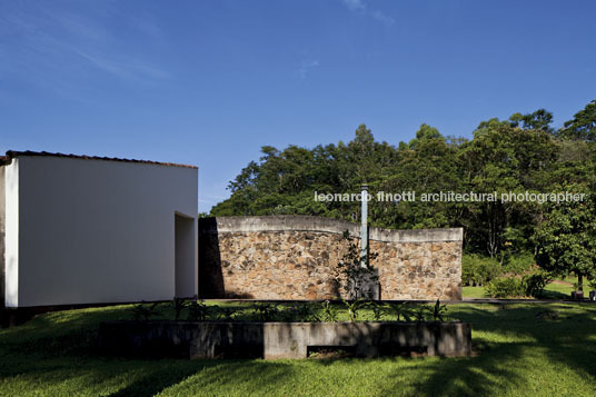 fazenda da cava paulo mendes da rocha