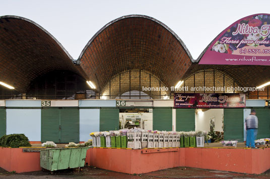 ceasa produce market eladio dieste