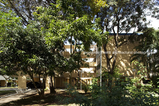 cecap zezinho magalhães prado housing complex paulo mendes da rocha