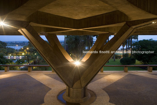 italian embassy pier luigi nervi