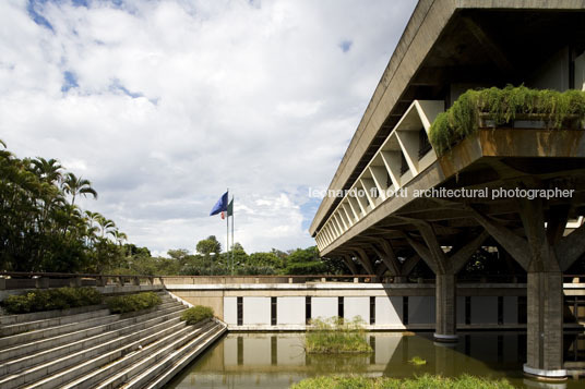 l'ambasciata d'italia pier luigi nervi