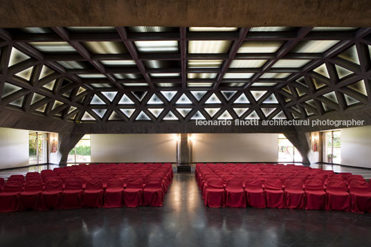l'ambasciata d'italia pier luigi nervi