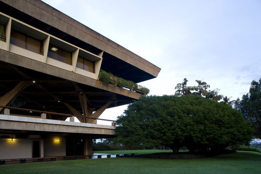 l'ambasciata d'italia pier luigi nervi