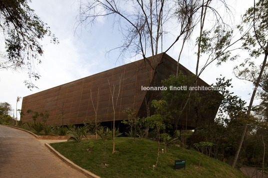 galeria miguel rio branco - inhotim arquitetos associados