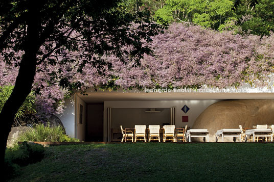 fazenda 3 pedras - pavilhão isay weinfeld