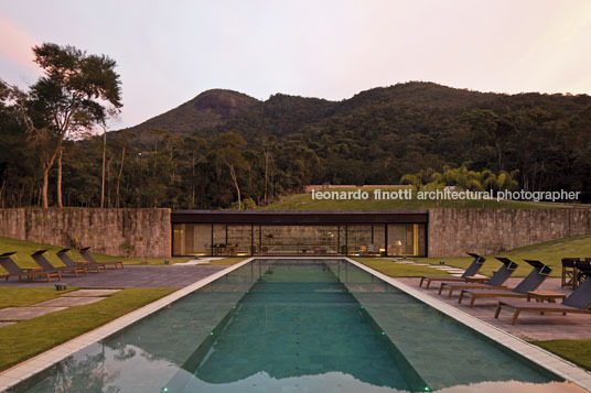 casa jn bernardes+jacobsen