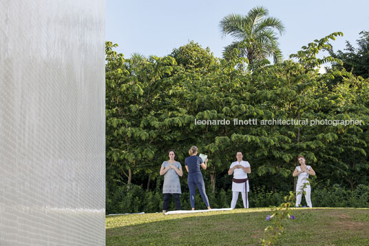 spa fasano - fazenda boa vista isay weinfeld