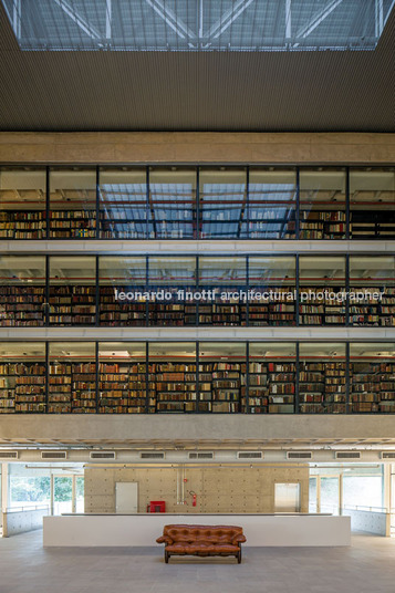 biblioteca brasiliana usp rodrigo mindlin loeb