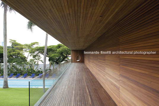 casa grécia isay weinfeld