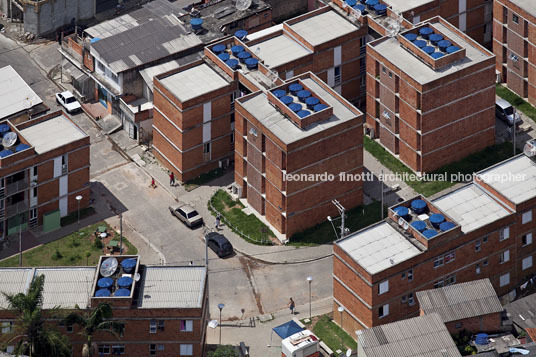 jardim vicentina social housing vigliecca & associados