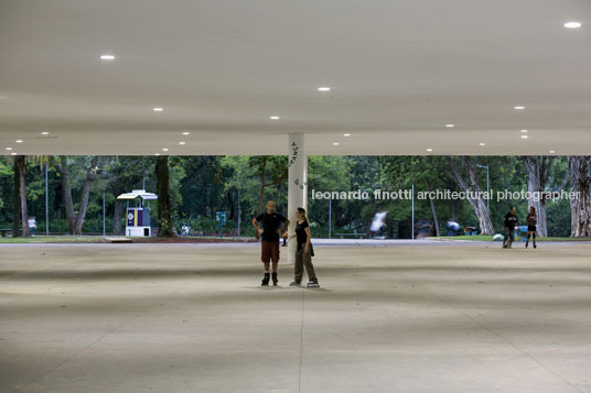 marquise - parque ibirapuera oscar niemeyer