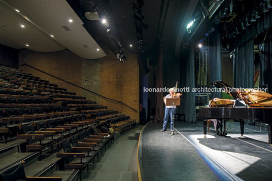 centro cultural são paulo eurico prado lopes