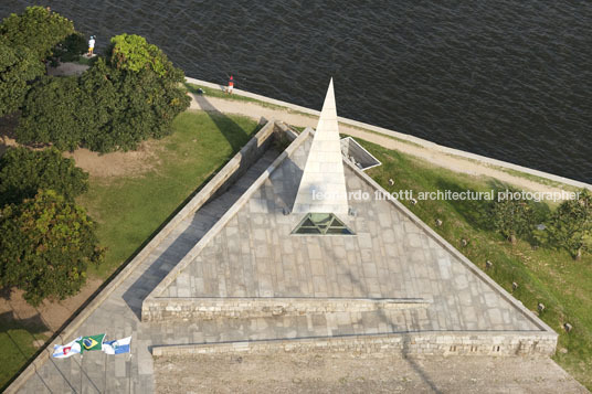 monumento a estácio de sá lucio costa