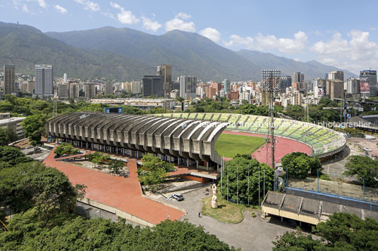 estadio olímpico - ucv carlos raúl villanueva