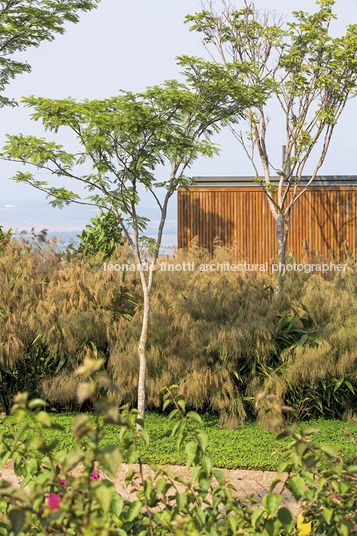 casa rsc - fazenda boa vista jacobsen arquitetura