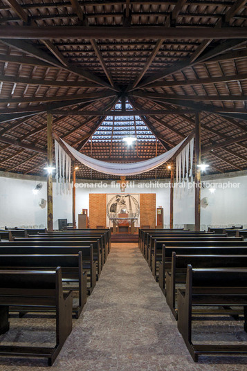 lina bo bardi e o triângulo mineiro - igreja espirito santo do cerrado edmar de almeida