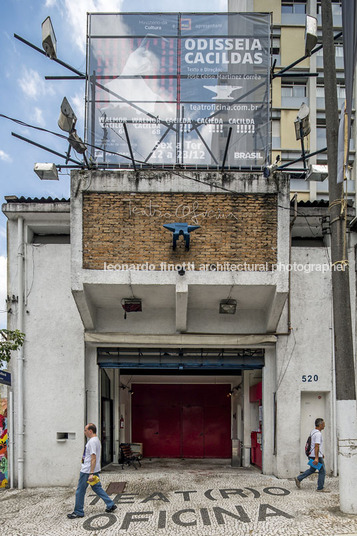 teatro oficina Lina Bo Bardi