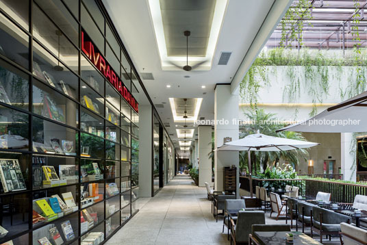 livraria da vila 2 - cidade jardim isay weinfeld