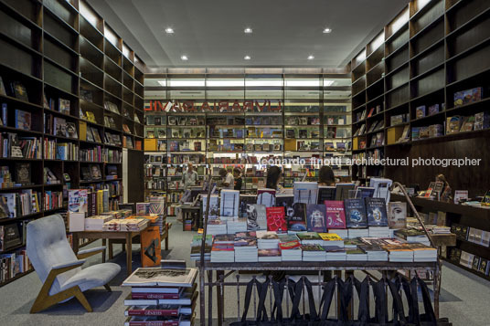 livraria da vila 2 - cidade jardim isay weinfeld