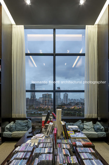 livraria da vila 2 - cidade jardim isay weinfeld